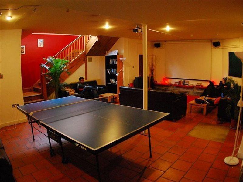 Hostal Avalon House